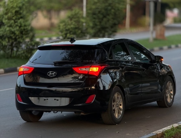 2014 HYUNDAI ELANTRA GT – FOREIGN USED | SPORT HATCHBACK