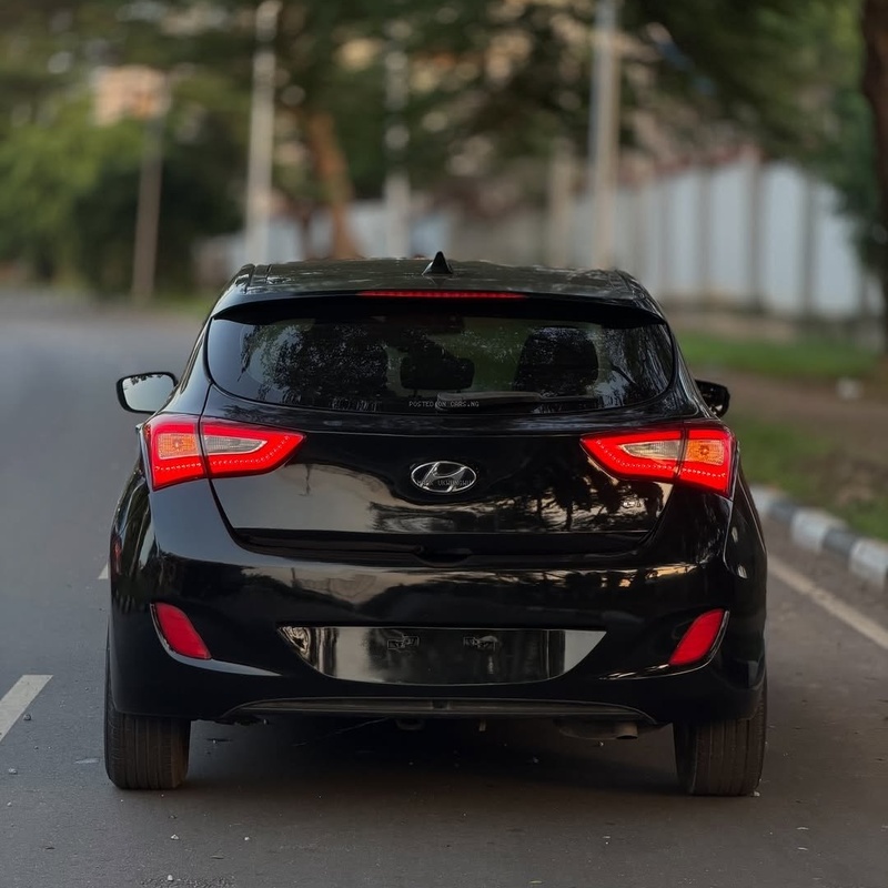 2014 HYUNDAI ELANTRA GT – FOREIGN USED | SPORT HATCHBACK image