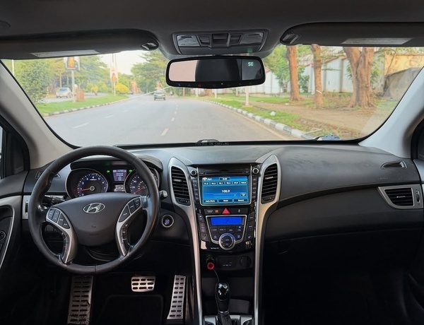 2014 HYUNDAI ELANTRA GT – FOREIGN USED | SPORT HATCHBACK
