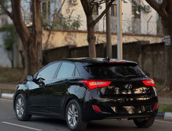 2014 HYUNDAI ELANTRA GT – FOREIGN USED | SPORT HATCHBACK