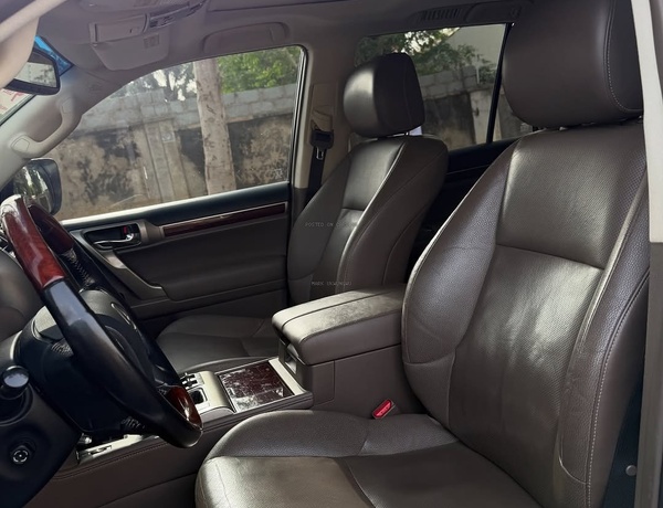  Foreign Used Lexus GX460 2016 for Sale In Abuja