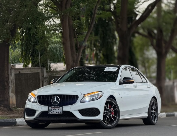  2017 MERCEDES-BENZ C43 AMG  FOREIGN USED – Twin Turbo Power