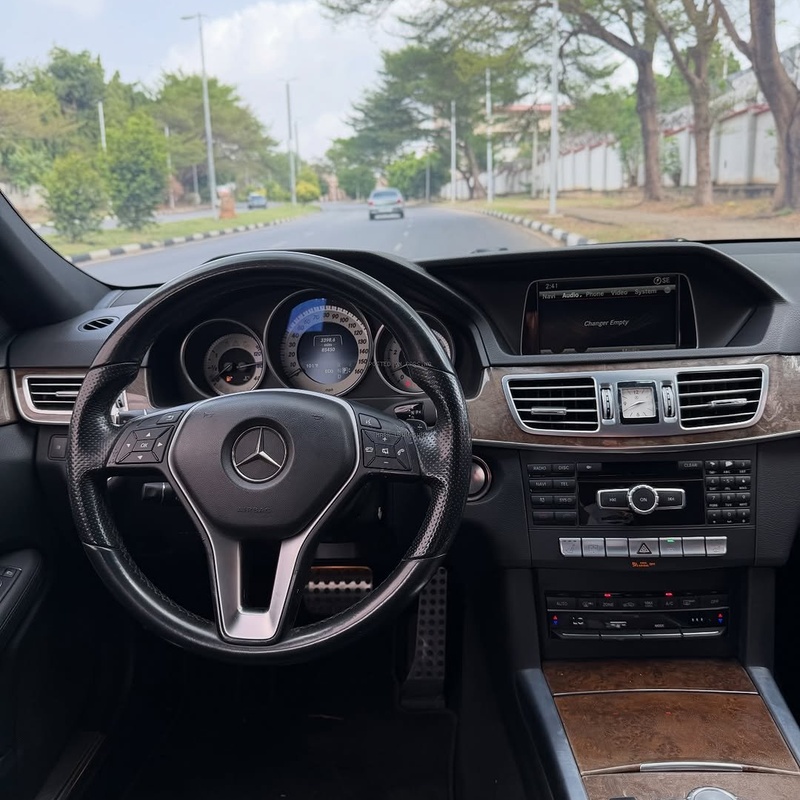 TOKUNBO MERCEDES BENZ  E350 2014– SHARP BODY, FULLY LOADED image