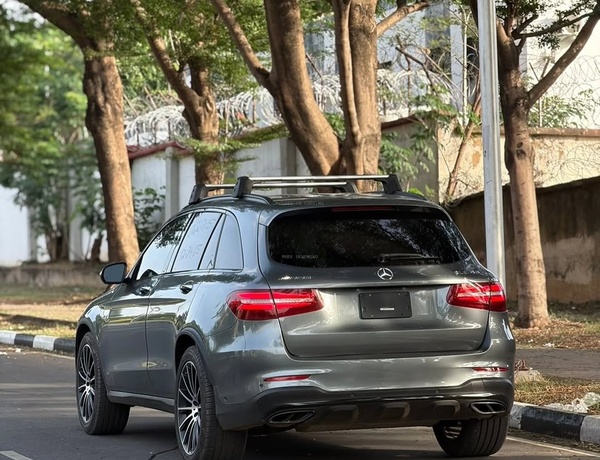 2018 MERCEDES-BENZ GLC43 AMG – FOREIGN USED for Sale – V6 Turbo Power