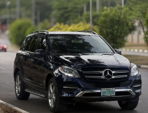  2016 MERCEDES-BENZ GLE350  FOREIGN USED– Very Sharp & Fully Loaded