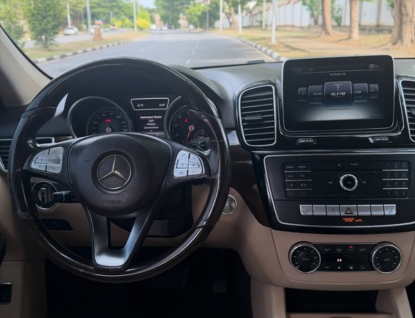  2016 MERCEDES-BENZ GLE350  FOREIGN USED– Very Sharp & Fully Loaded