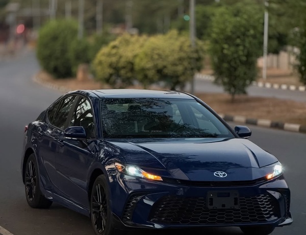 Tokunbo Toyota Camry SE 2025 – Sharp, Reliable, Ready to Move