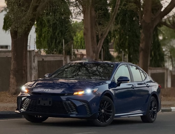 Tokunbo Toyota Camry SE 2025 – Sharp, Reliable, Ready to Move