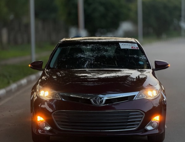 TOYOTA AVALON XLE 2014 FOR SALE IN ABUJA