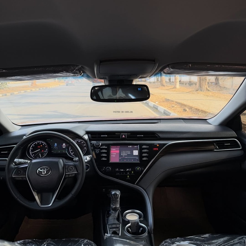  Toyota Camry LE 2018 FOREIGN USED for Sale In Abuja image