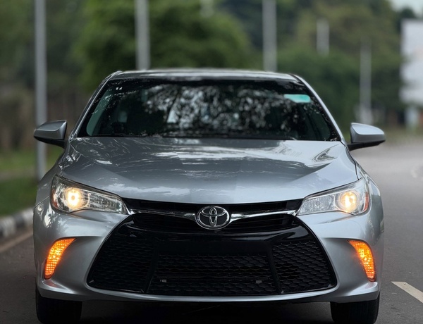 Foreign Used Toyota Camry SE 2016 in Abuja