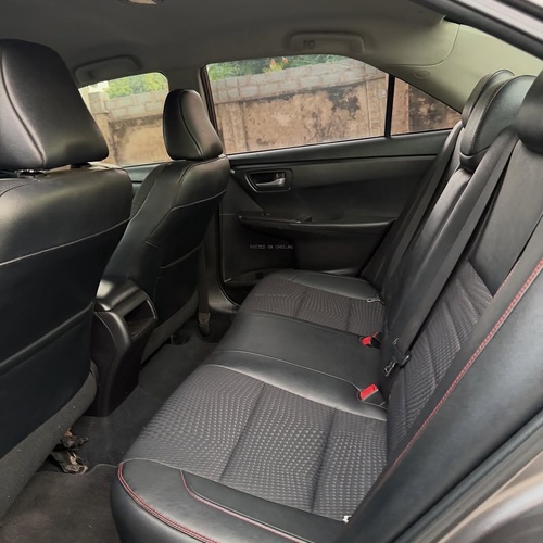 2015 TOYOTA CAMRY SE  FOREIGN USED, First Body Clean