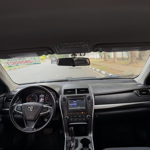 2015 TOYOTA CAMRY SE  FOREIGN USED, First Body Clean