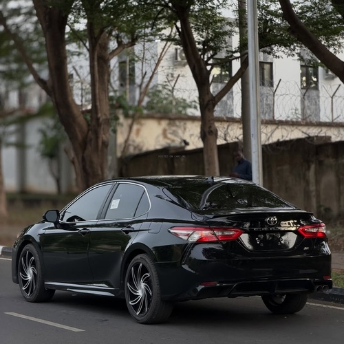 Toyota Camry SE 2019 Clean Tokunbo – First Come First Serve