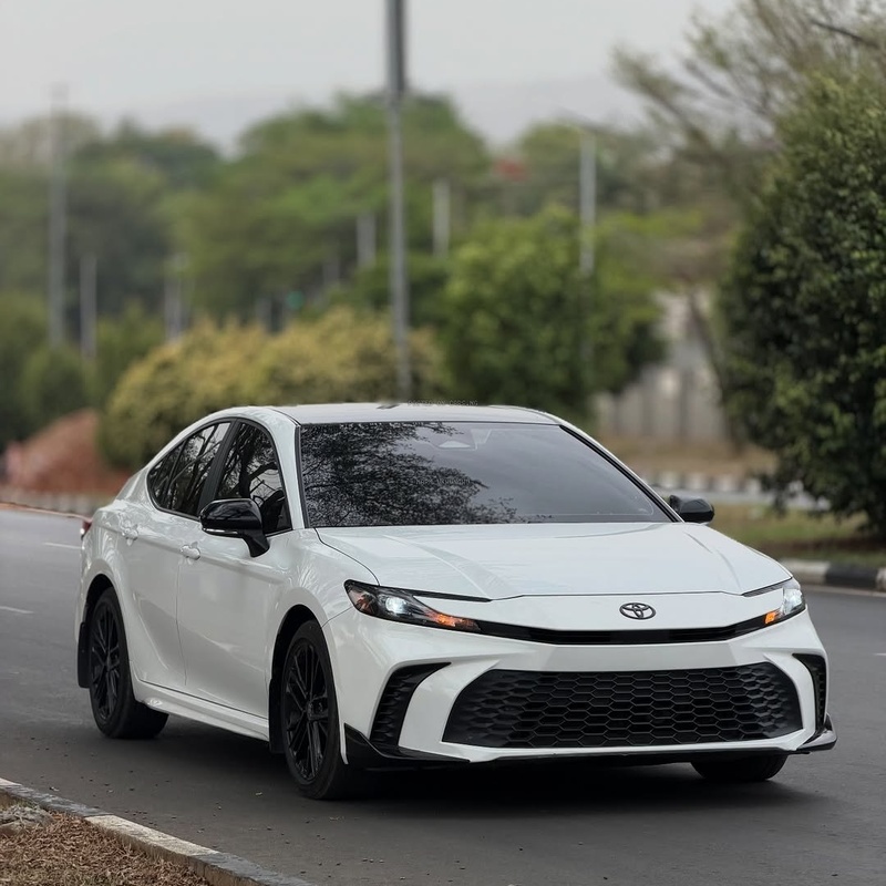 2025 TOYOTA CAMRY – FOREIGN USED | MODERN EXECUTIVE SEDAN  image