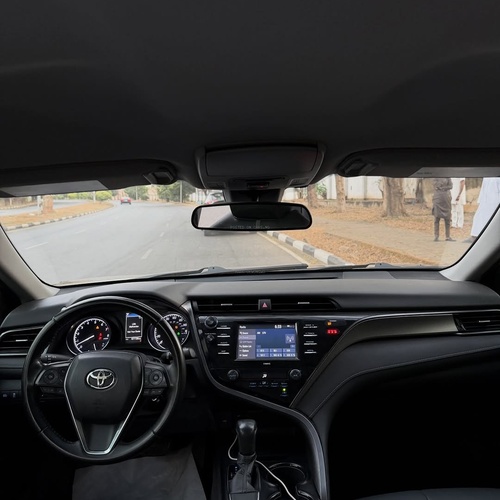 Foreign Used Toyota Camry SE – 2020 for Sale In Abuja