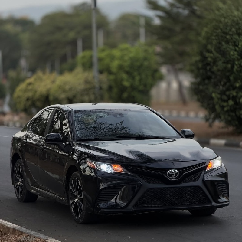 Foreign Used Toyota Camry SE – 2020 for Sale In Abuja image