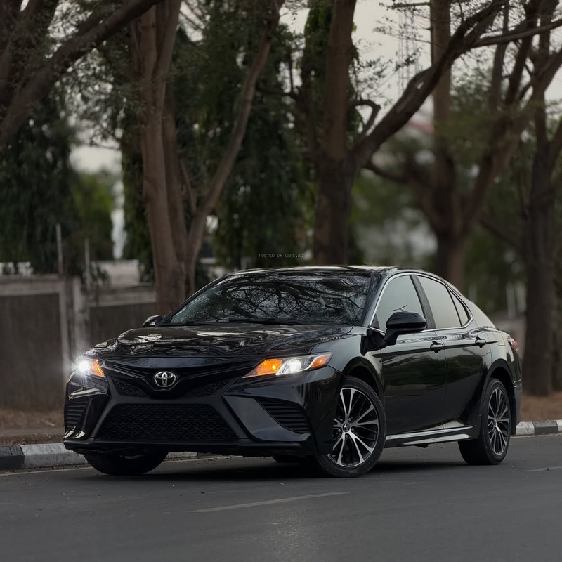 Foreign Used Toyota Camry SE – 2020 for Sale In Abuja image