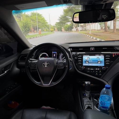 TOYOTA CAMRY SE 2021 HYBRID FOR SALE – FOREIGN USED, READY TO GO