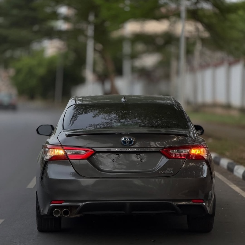 TOYOTA CAMRY SE 2021 HYBRID FOR SALE – FOREIGN USED, READY TO GO image