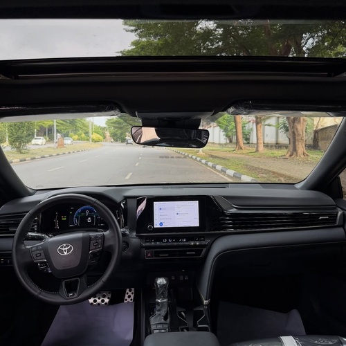 Toyota Camry SE (2025)  Foreign Used 🇯🇵 Premium Sport Sedan Available