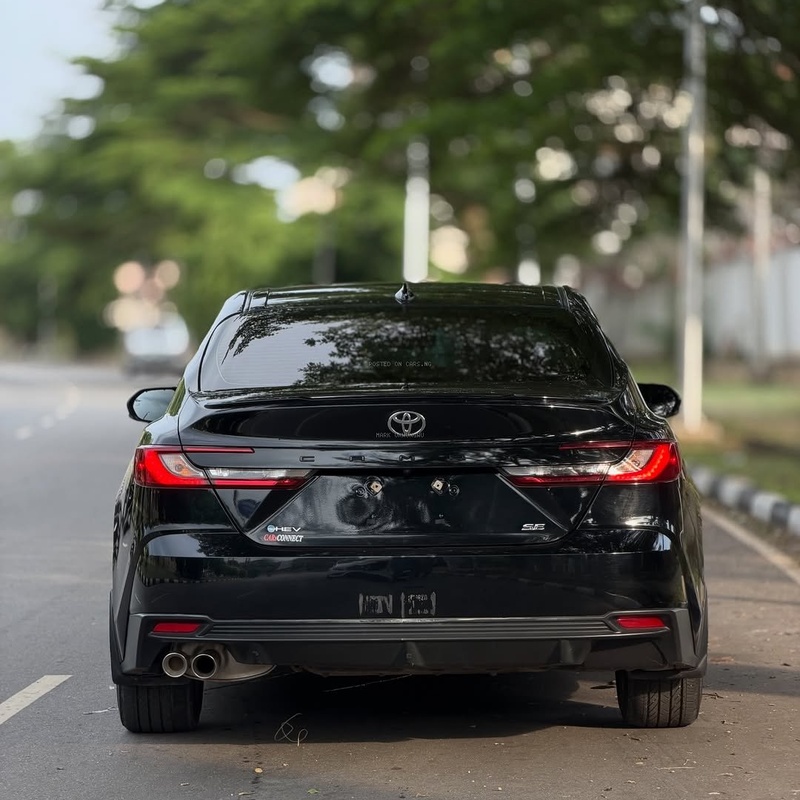 Toyota Camry SE (2025)  Foreign Used 🇯🇵 Premium Sport Sedan Available image