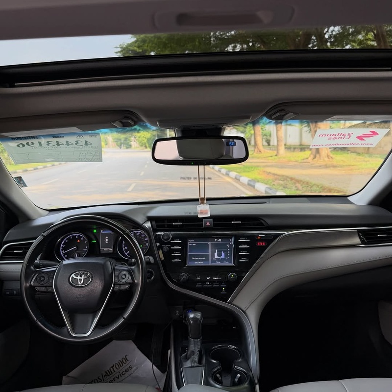 Toyota Camry SE 2018🇯🇵 Strong Engine & Low Fuel Consumption image