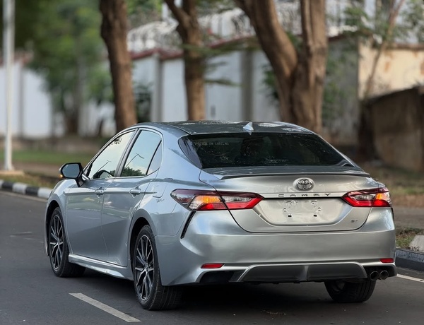 2022 TOYOTA CAMRY SE – FOREIGN USED | SPORTY & RELIABLE SEDAN 