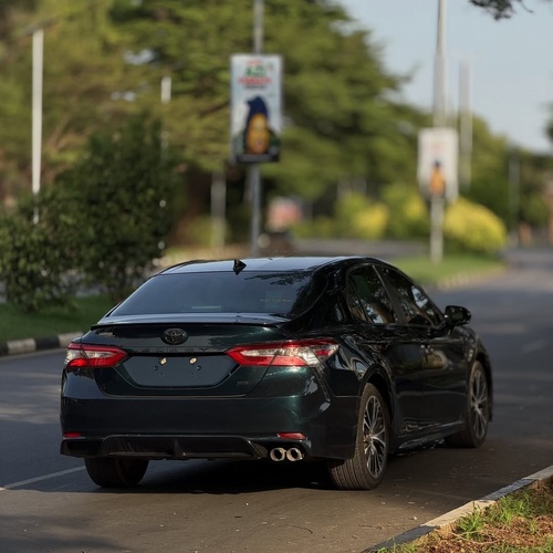 2019 TOYOTA CAMRY SE – FOREIGN USED | SPORT SEDAN