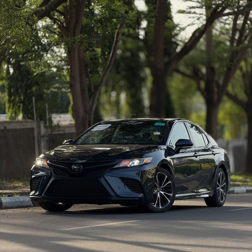 2019 TOYOTA CAMRY SE – FOREIGN USED | SPORT SEDAN