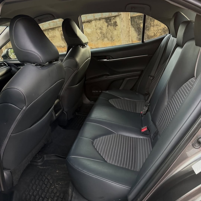 2019 TOYOTA CAMRY SE – FOREIGN USED | SPORT SEDAN image