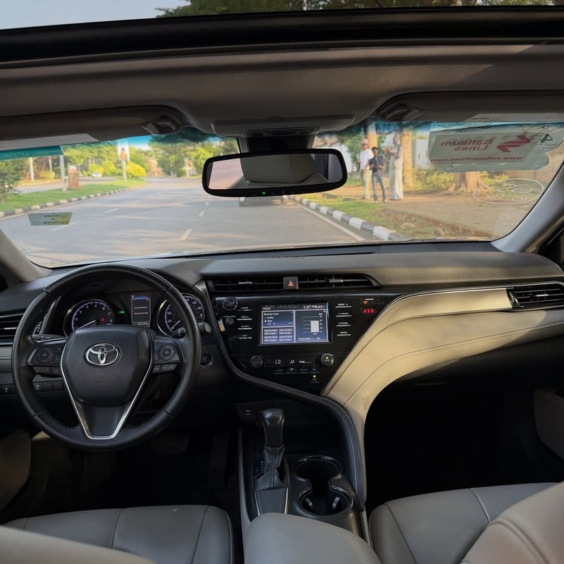 2019 TOYOTA CAMRY SE – FOREIGN USED | SPORT SEDAN  image