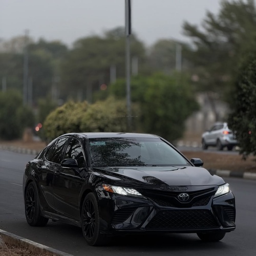 Foreign Used Toyota Camry TRD 2018 for Sale In Abuja