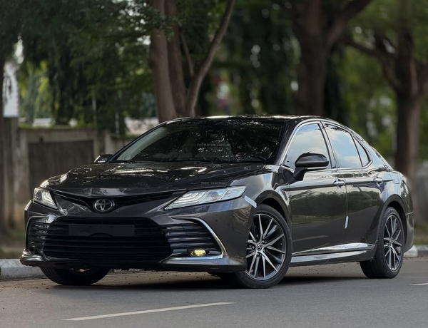 TOYOTA CAMRY XLE 2023 FOR SALE