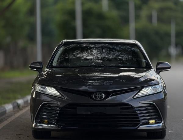 TOYOTA CAMRY XLE 2023 FOR SALE