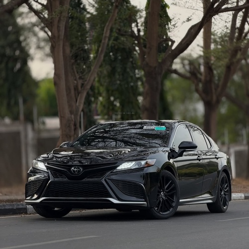 Foreign Used Toyota Camry XSE 2023 for Sale In Abuja