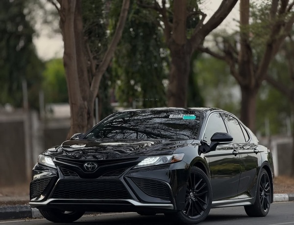 Foreign Used Toyota Camry XSE 2023 for Sale In Abuja