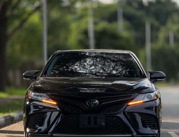 TOYOTA CAMRY XSE 2018  FOR SALE
