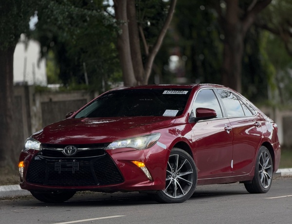 Foreign Used Toyota Camry XSE 2015 in Abuja
