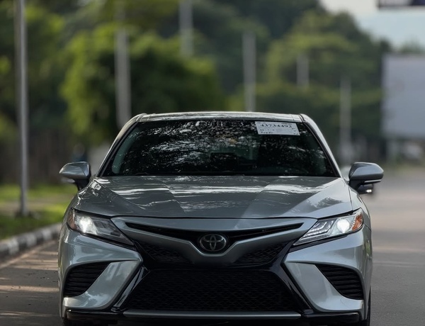 Toyota Camry XSE 2020🇯🇵 Executive Sport Style & Comfort