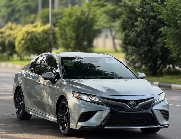 Toyota Camry XSE 2020🇯🇵 Executive Sport Style & Comfort