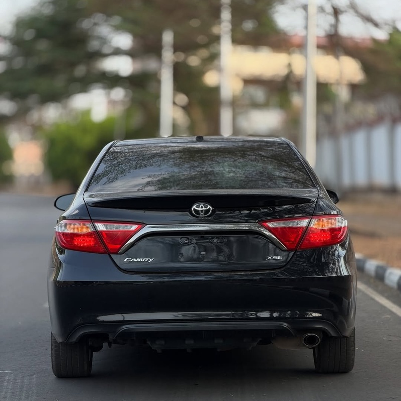 2016 Toyota Camry XSE FOREIGN USED – Luxury Sport Sedan, image