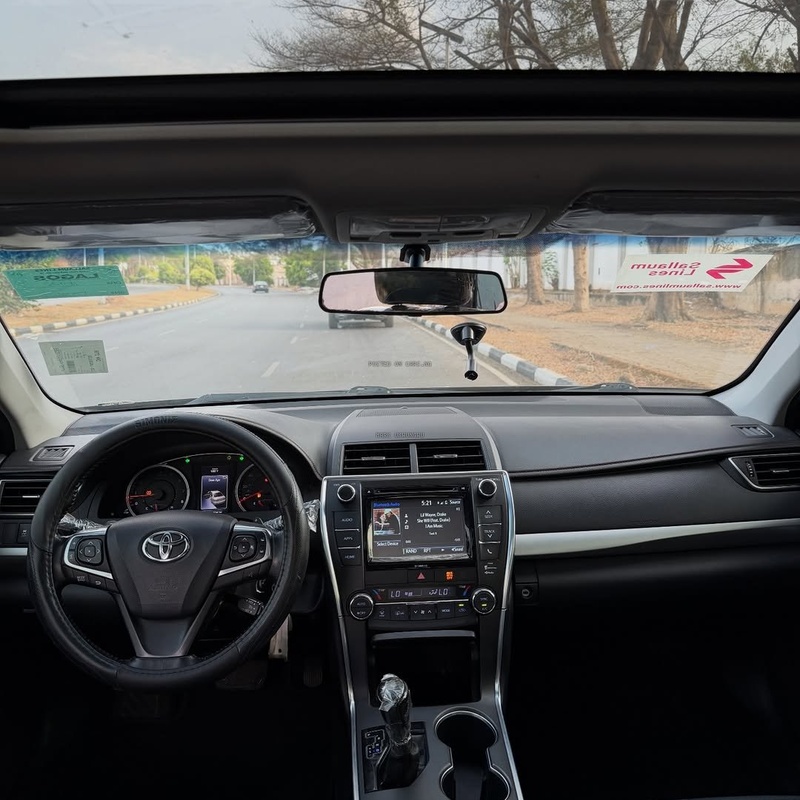 2016 Toyota Camry XSE FOREIGN USED – Luxury Sport Sedan, image