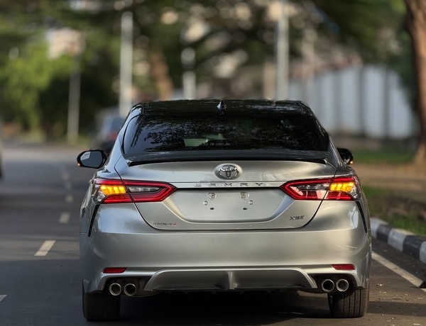 2022 TOYOTA CAMRY XSE – FOREIGN USED | SPORT LUXURY SEDAN 