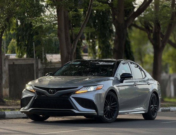 Toyota Camry XSE Tokunbo – First Body, Excellent Condition