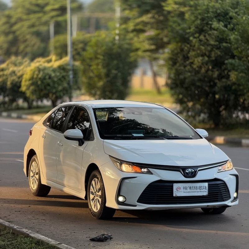 TOYOTA COROLLA HYBRID 2020 FOR SALE image