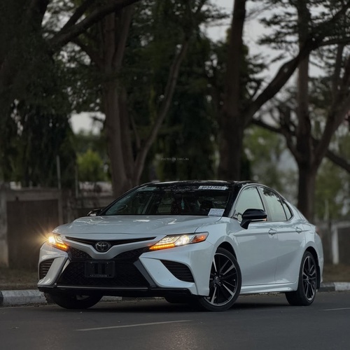Foreign Used Toyota Camry XSE 2019 model for Sale In Abuja