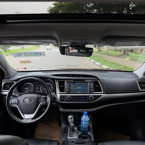 Toyota Highlander XLE 2018 Model – Premium SUV