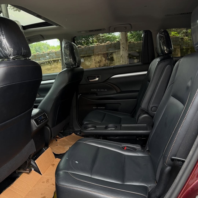 Toyota Highlander XLE 2018 Model – Premium SUV image