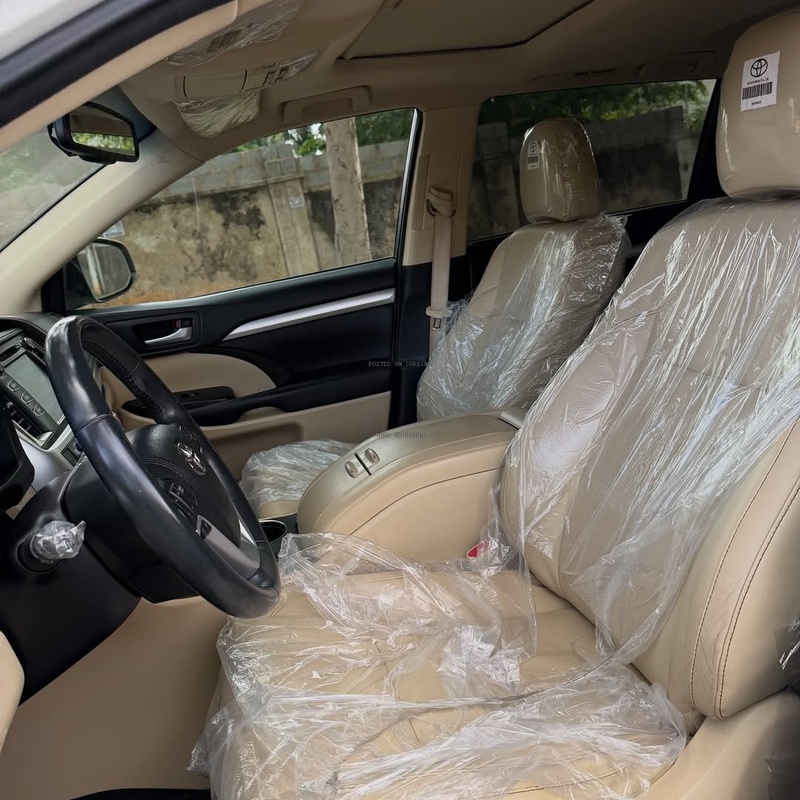 Toyota Highlander XLE 2017🔥 Luxury, Comfort & Reliability image